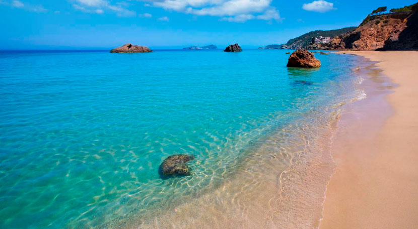 Mejores playas de Ibiza: Aguas Blancas